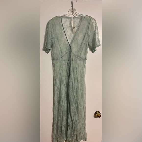 By Anthropologie Sheer Lace Buttondown Midi Dress in Mint - Picture 4 of 7